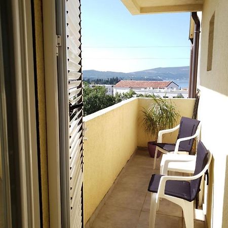 Apartmani Irena Tivat Exterior photo