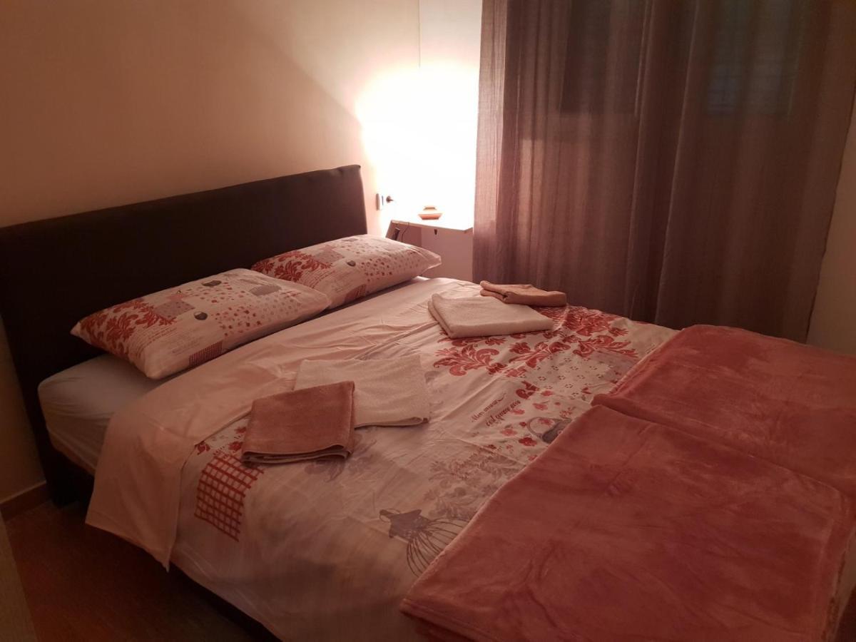 Apartmani Irena Tivat Exterior photo